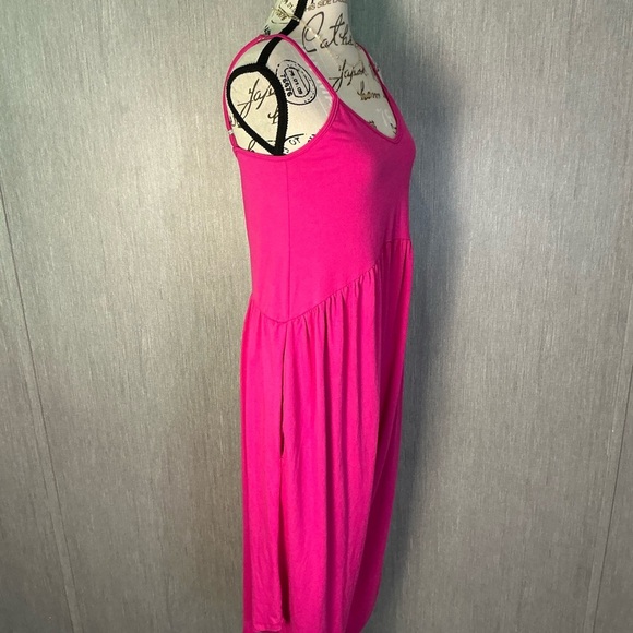 Eldridge Vibrant Pink Sleeveless Romper Size Small - Picture 5 of 11